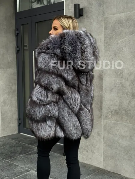 Шуба натуральная из чернобурки с капюшоном - фото 12