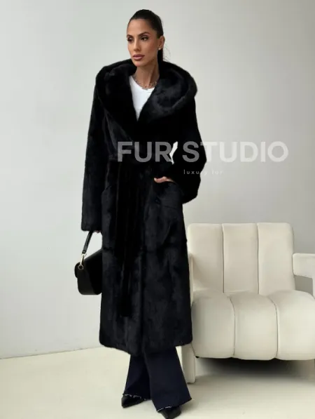 Черная норковая шуба с капюшоном - фото 5