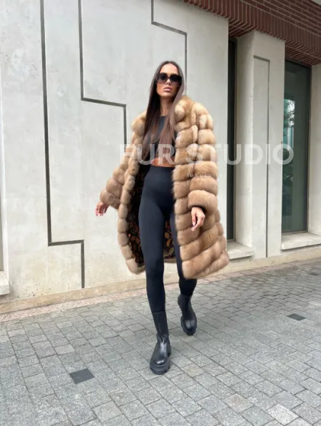 Шуба из лесной куницы - фото 5