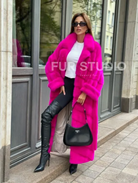 Норковая шуба в цвете фуксия - фото 0