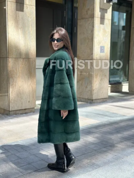 Зеленая шуба мех NAFA английский воротник - фото 8