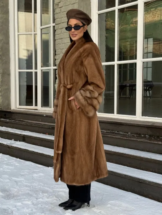 Шуба норковая кимоно VINTAGE GOLD рукава с отделкой из меха куницы - фото 6