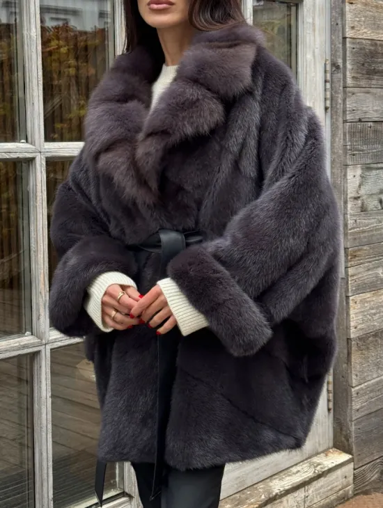 Шуба Летучая мышь из норки Graphite с английским воротником из меха куницы - фото 3