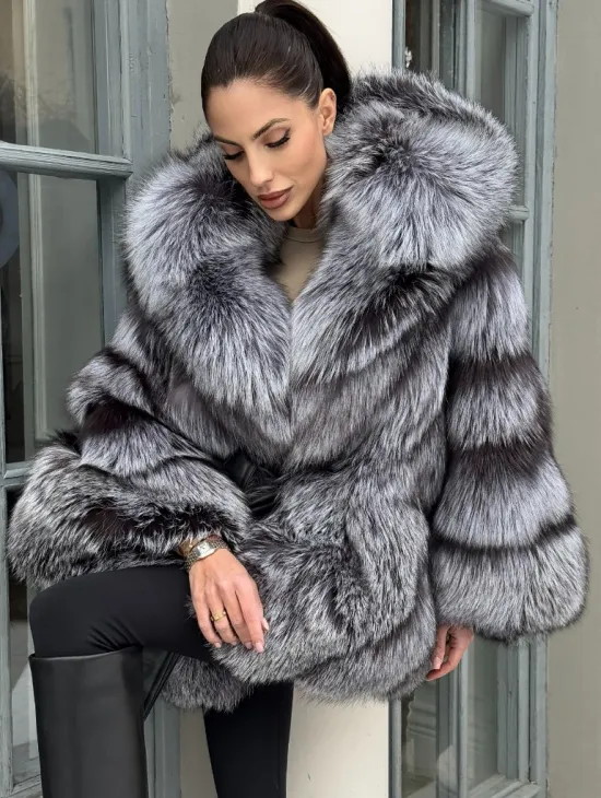 Шуба - пончо из чернобурки с капюшоном - фото 2