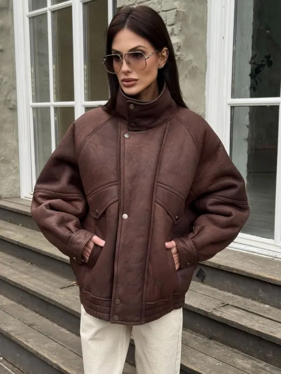 Дубленка - бомбер A LA VINTAGE из овчины мерино с воротником-стойка - фото 6