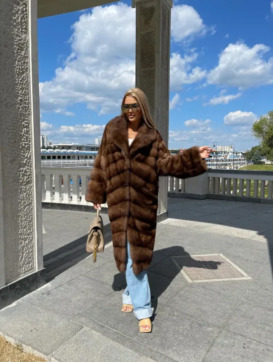 Удлиненная норковая шуба в цвете соболь - фото 1