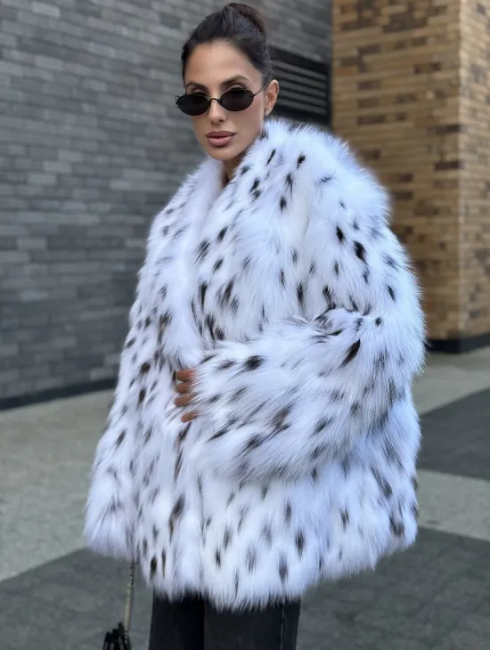 Шуба из меха белой аукционной лисы под рысь, ручная работа - фото 4