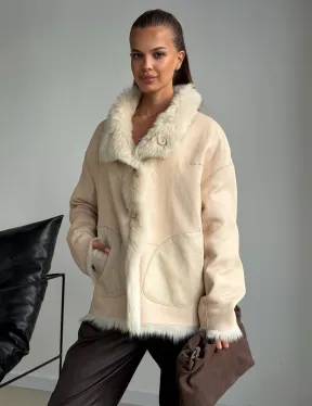 Двухсторонняя дубленка из меха тосканы - фото 9