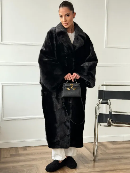 Черное меховое норковое пальто в стиле 
