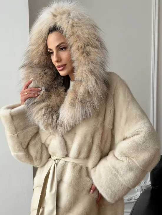 Длинная норковая шуба - капюшон из меха рыси - фото 4