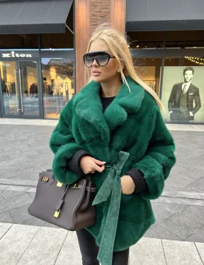 Короткая шуба из меха норки Velvet в изумрудном цвете - фото 0