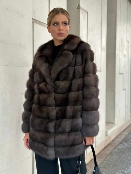 Полушубок - жакет из меха соболя английский воротник - фото 0