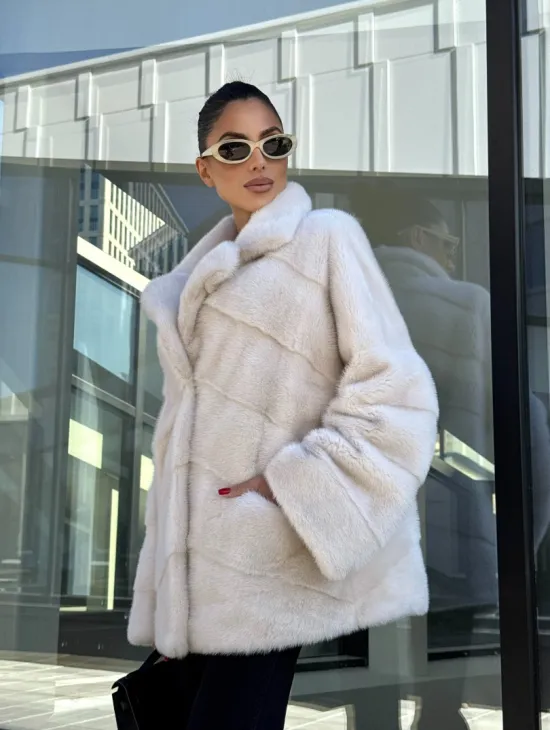 Короткая норковая шуба с английским воротником - цвет ваниль - фото 9