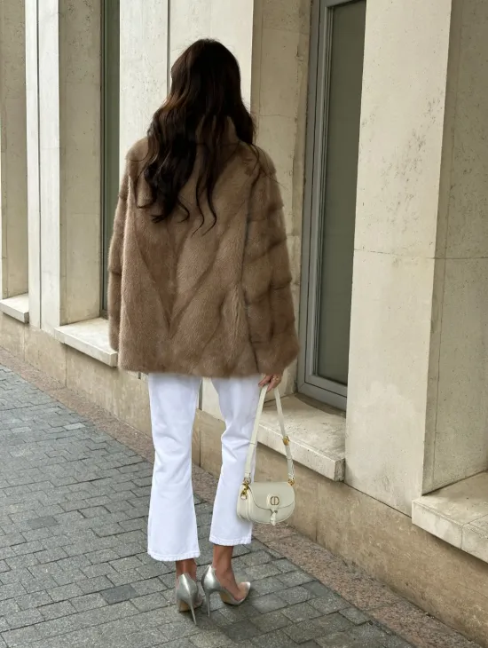 Короткая норковая шуба на молнии - цвет пастель - фото 4