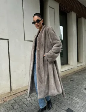 Стильная шуба из скандинавской норки - фото 9